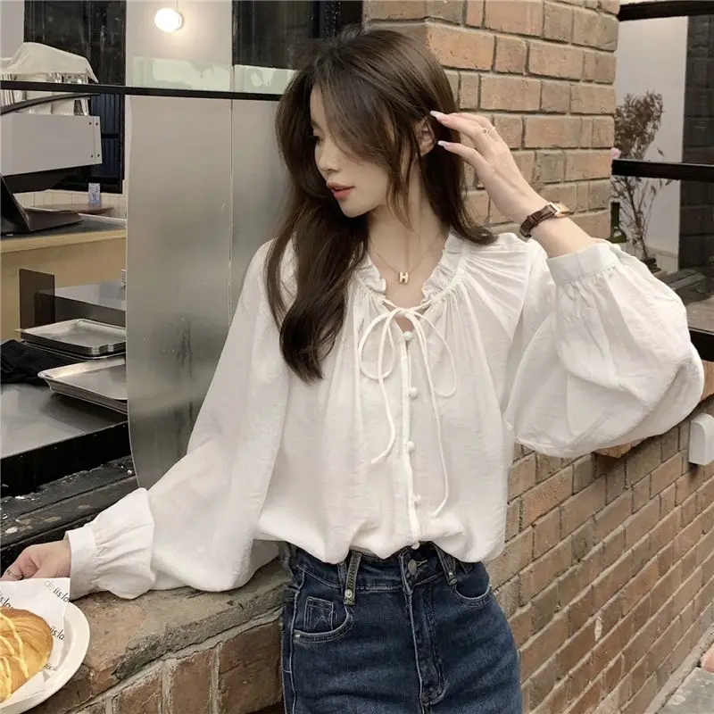 French Style Lace Up Shirt for Women New Chiffon Women\'s High-end Style Long Sleeved Short Loose Top