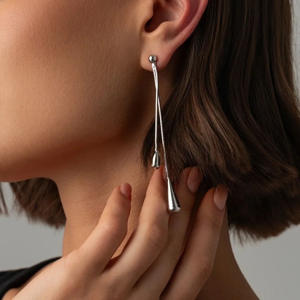 Smooth Surface Snake Chain Thin Snake Chain Drop Outline Design Drop Tassel Solid Metal Build Clean Form Structure