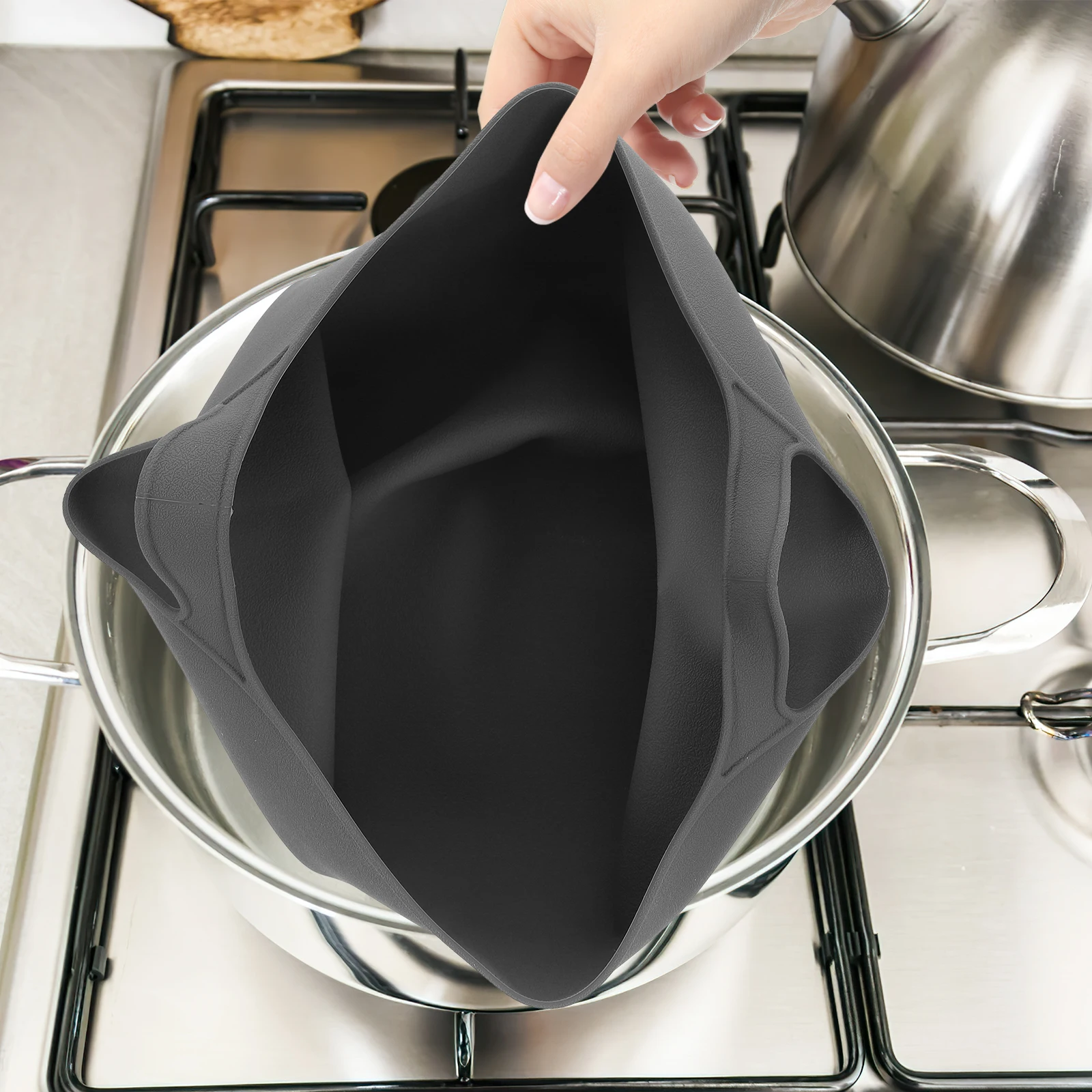 

Slow Silicone Reusable Leakproof Heat Resistant Kitchen Gadget Flexible Pot Liner Household Daily Use Silicone Insert For