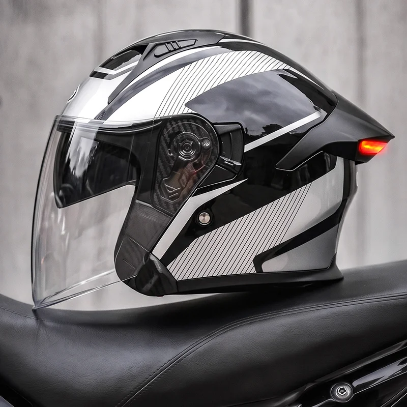 Hot Selling DOT Standard LED Taillights Motorcycle Helmet Dual Visors Open Face Helmet Riding Comfortable Lining Helmet Factory