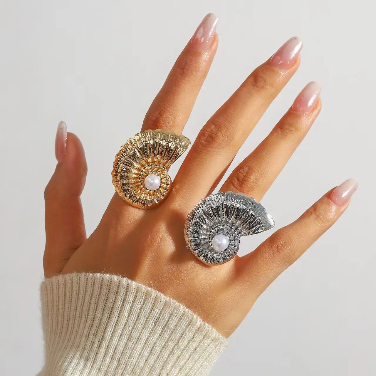 1 beachy shell alloy exaggerated ring with imitation pearls, adjustable finger ring for vacation style