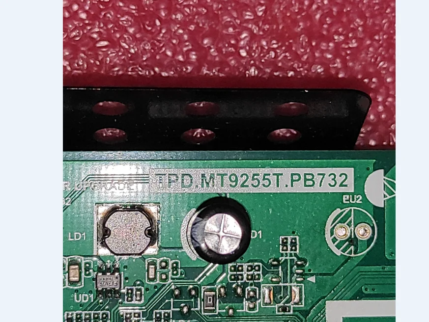 

TPD.MT9255T.PB732 Трехфункциональная материнская плата для телевизора 7694-32X800-TH01 SZCE-SK20100265