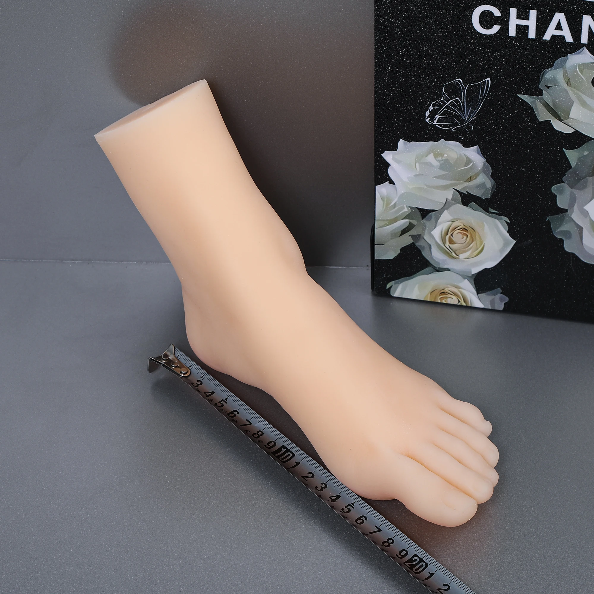 

Fake Female Foot Model TPE Silicone Mannequin 1:1 Lifelike Fetish Feet Manicure Art Movie Props Shoes Display Massage 3805