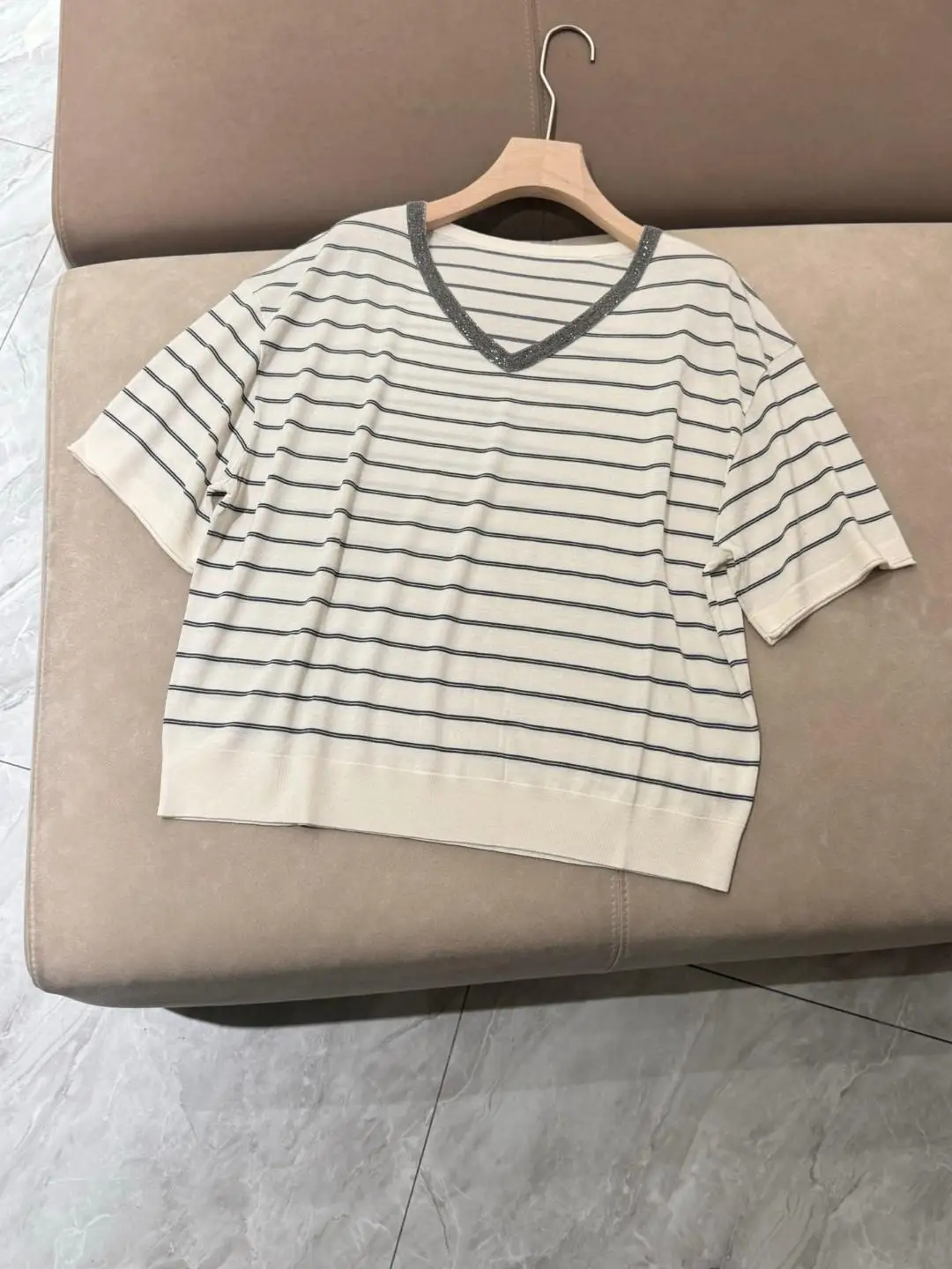 

Women's high quality striped merino wool versatile V-neck short sleeved T-shirt