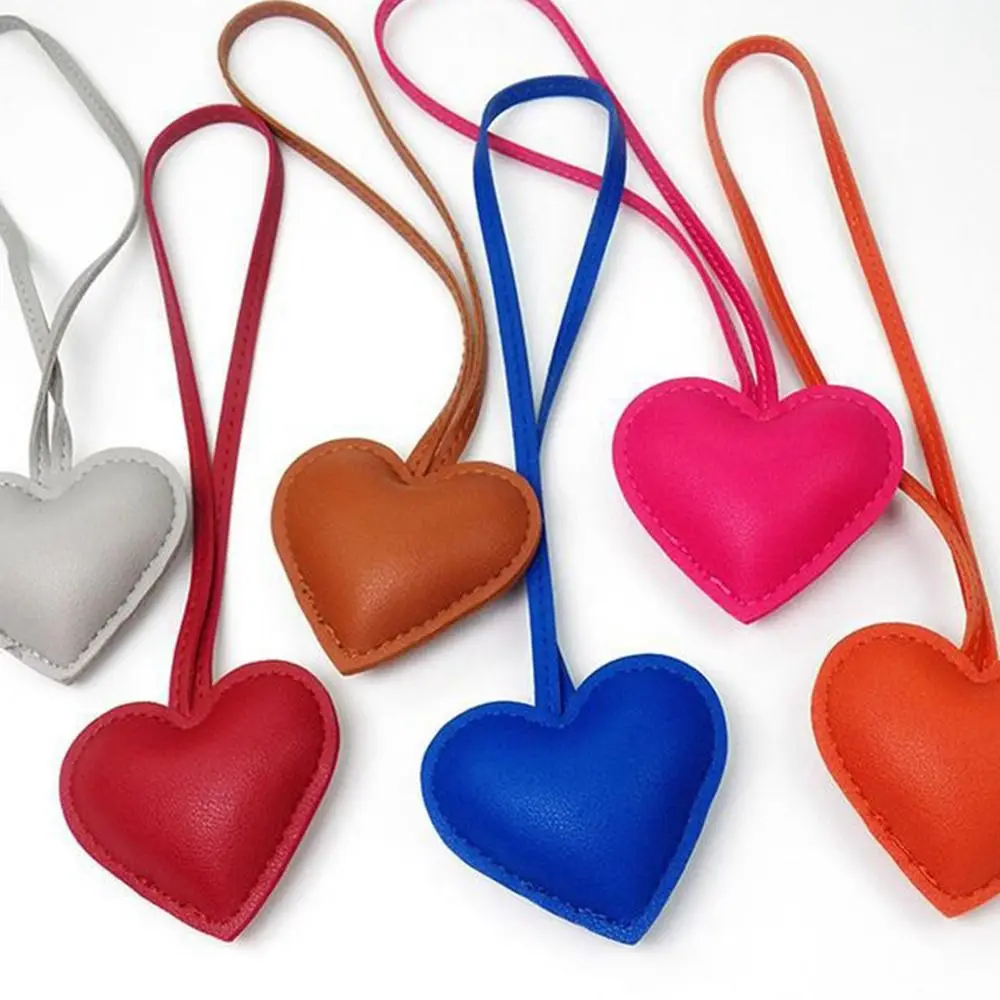 Trendy PU Leather Heart Keychain Love Cartoon PU Leather Hanger 14 Colors Car Keyring Bag Pendant Car Accessory