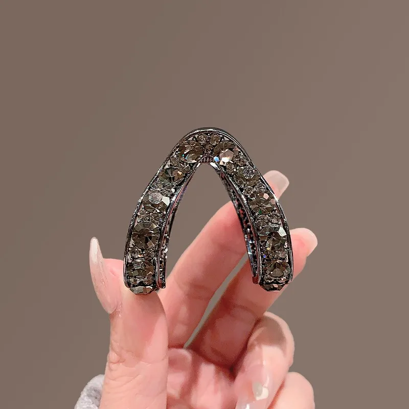 Agarrar el clip, un volumen de cabello pequeño, un medio atado al cabello, adecuado para cabello corto, un tocado con clip fijo durante el período de transición.