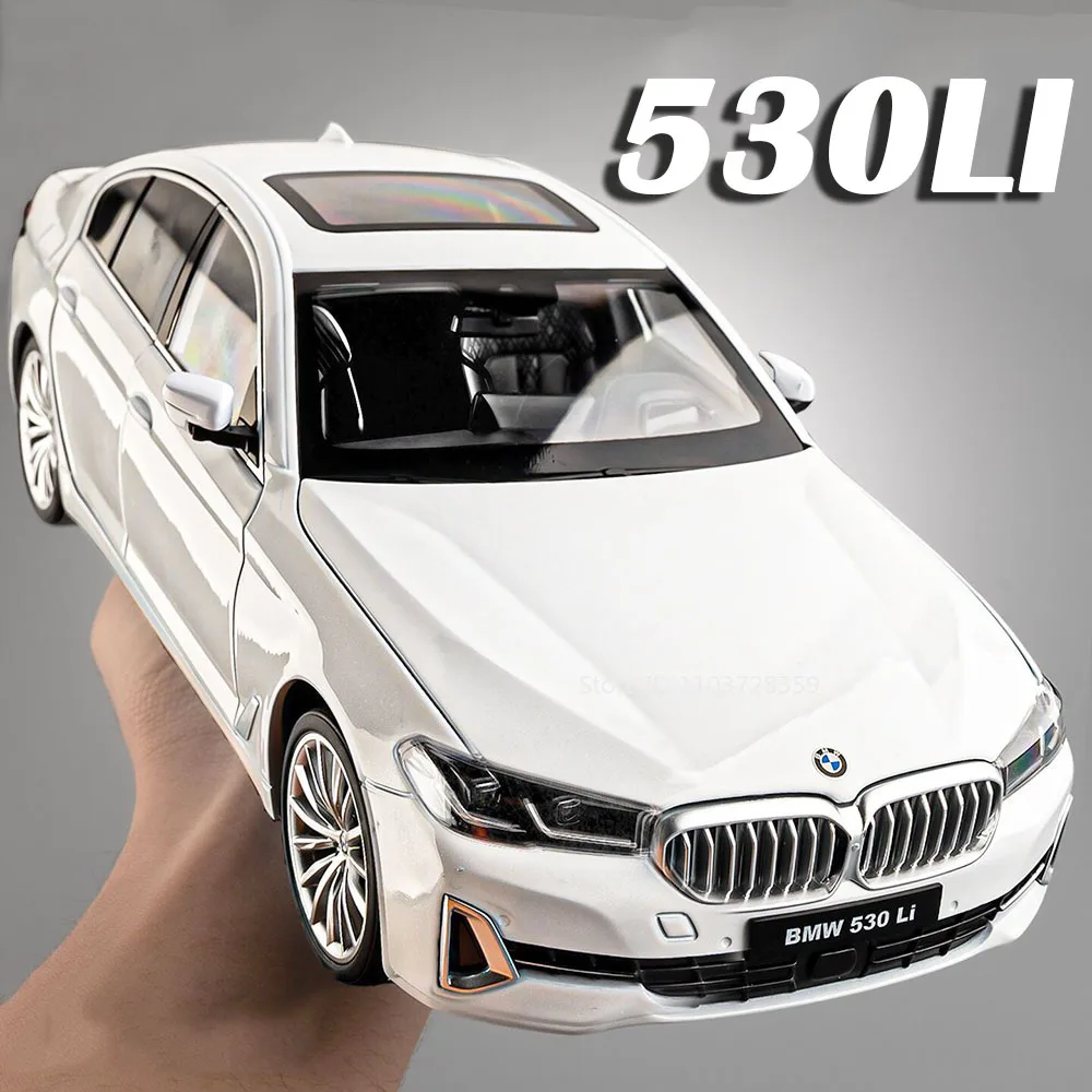 1:18 530LI Land Cruiser LC300 Model Toy Cars Alloy Diecast Shock Absorption Foldable Rearview Mirror Simulation Vehicle Toys