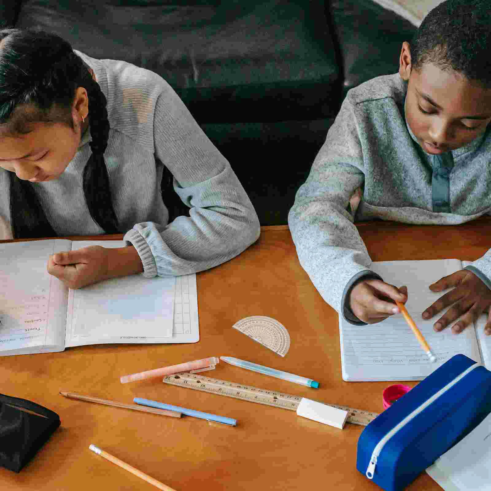 20 Pcs 180 Degrees Plastic Protractor Ruler Centimeters Measuring Tool for Office School Students Teachers Math Homework