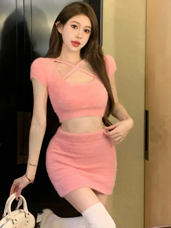 2024 Autumn Sexy Spicy Girl Pure Desire Slim Short Sleeve Low Collar Plush Knitted Top +Wrap Hip Short Skirt Two Piece Set X2T6