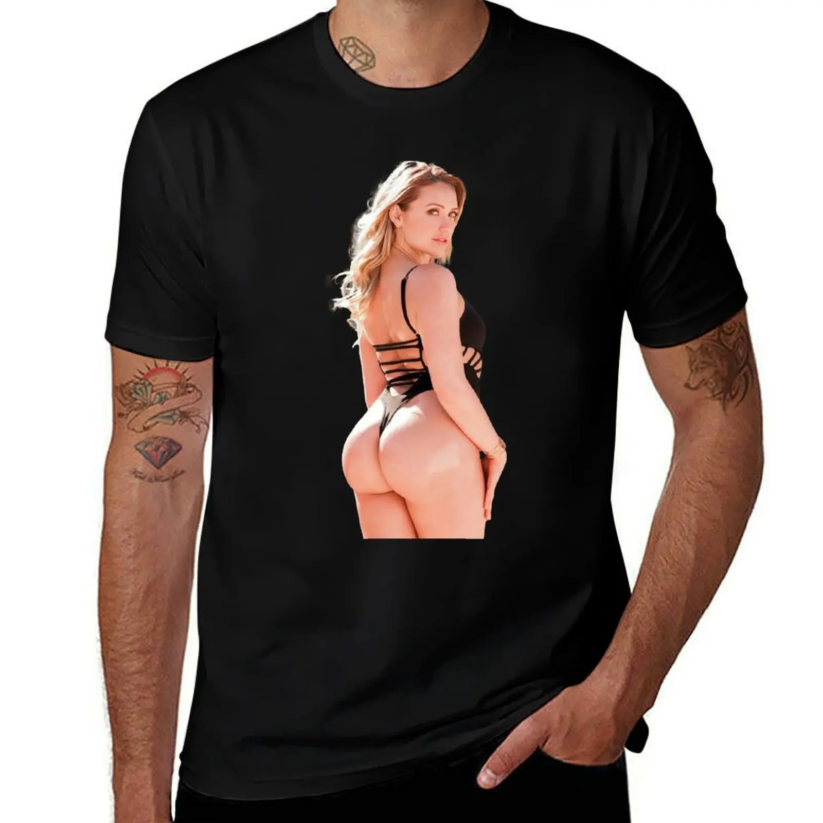 

Mia Malkova looking back T-Shirt man t shirt cotton man t shirt graphic cotton t shirts man 100% T-shirt