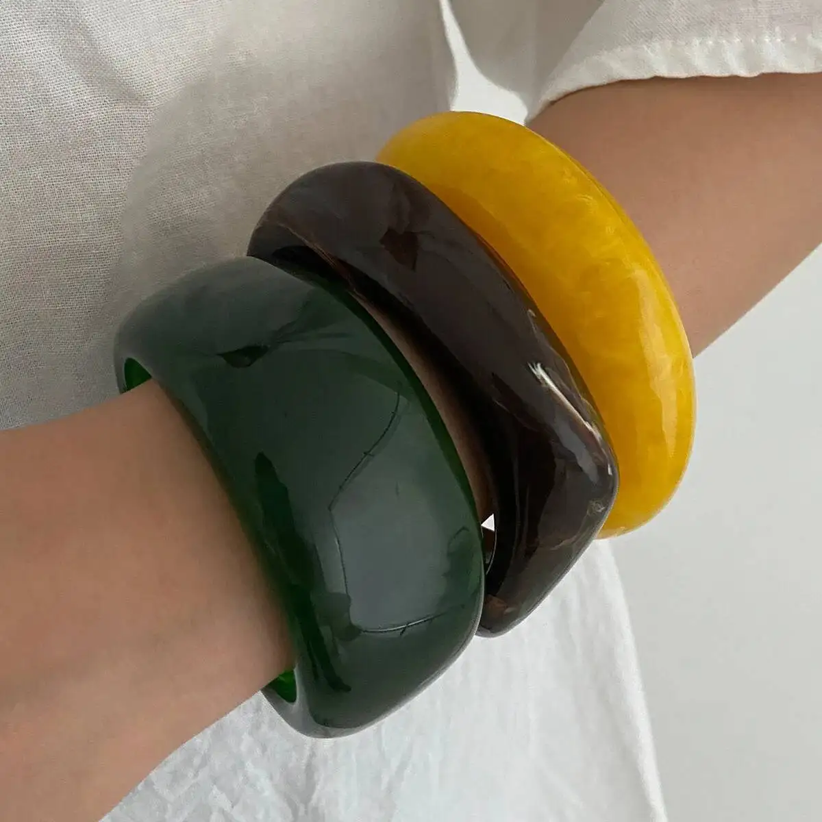 KunJoe Übertrieben Unregelmäßige Dicke Harz Acryl Breite Armband Armreif Für Frauen Retro Geometrie Gestapelt Runde Armreif Schmuck Geschenk