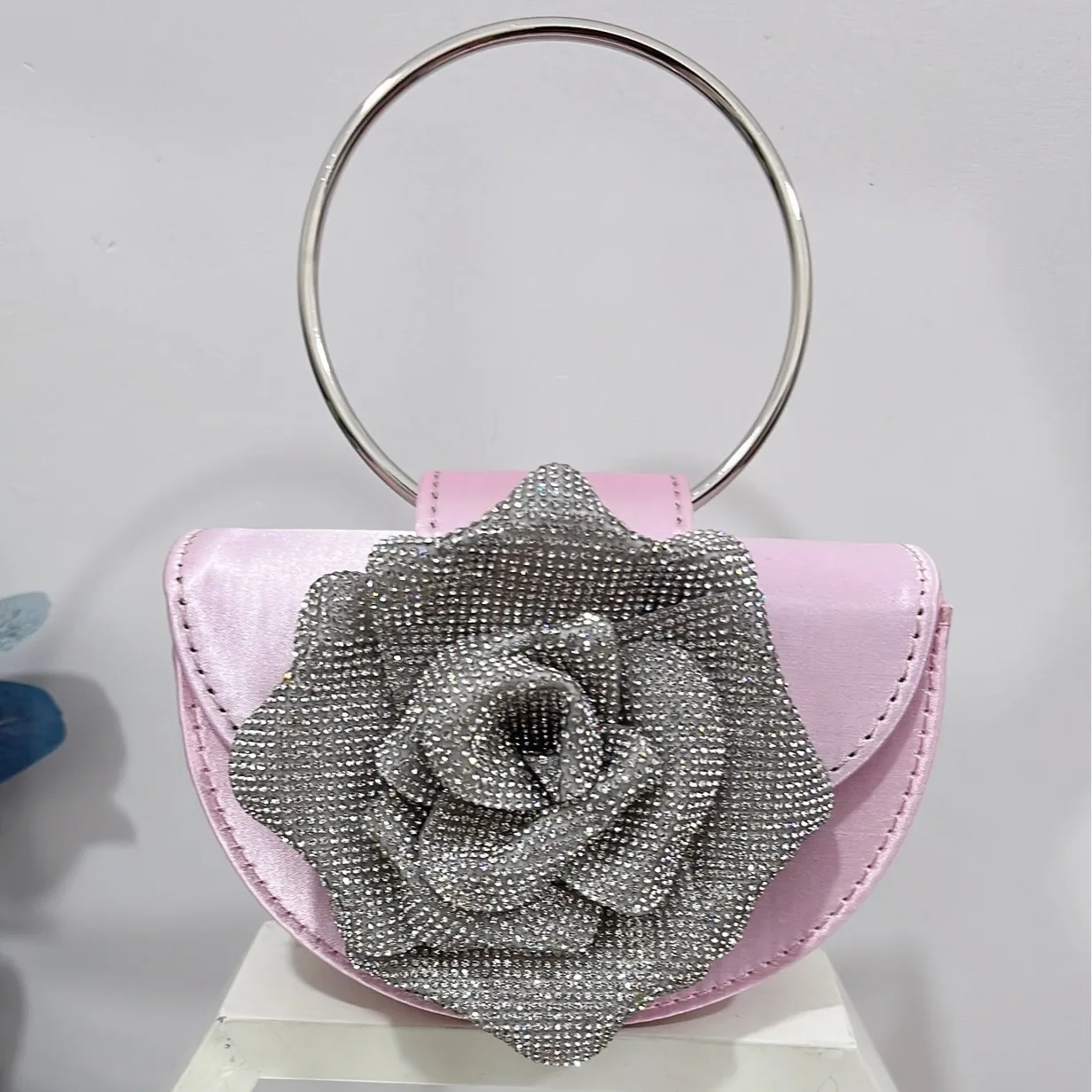 

Bridal Wedding Rhinestone Ring Handle Half Moon Bag Luxury Rose Flower Crystal Clutch Bags Women Party Evening Flap Handbags