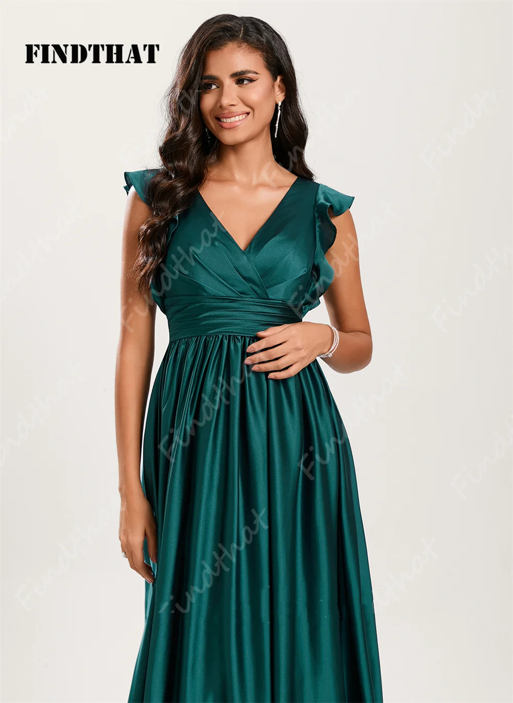 Findthat Elegant Ruched V-Neck Bridesmaid Dresses 2024 Sleeveless A-Line Hunter Green O-Backless Prom Party Gowns Floor Length