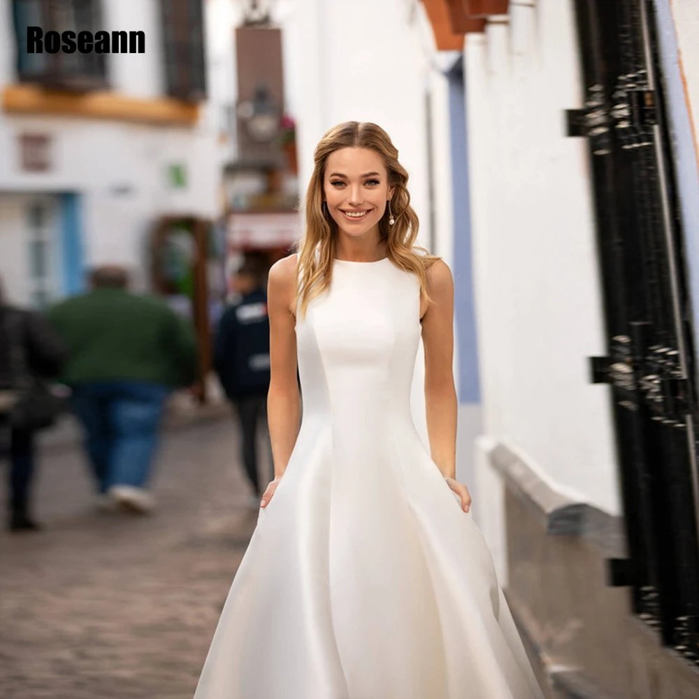 

Simple Ivory Satin Wedding Dresses O Neck Sleeveless Classic Button Back Bride Gown Court Train A Line robe de mariée 2024 New