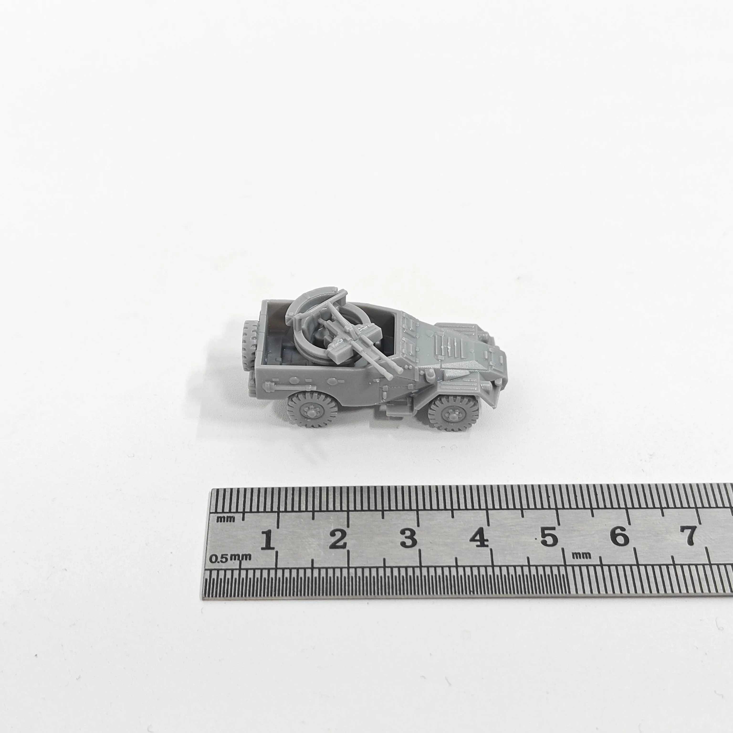 1/144 Scale BTR-40A…