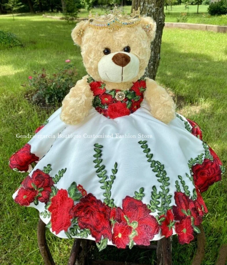 Mexican Mini Quinceanera Teddy Bear Gowns 2025 Exquisite Red White Floral Embroidered Prom Dresses Quinceanera Customised