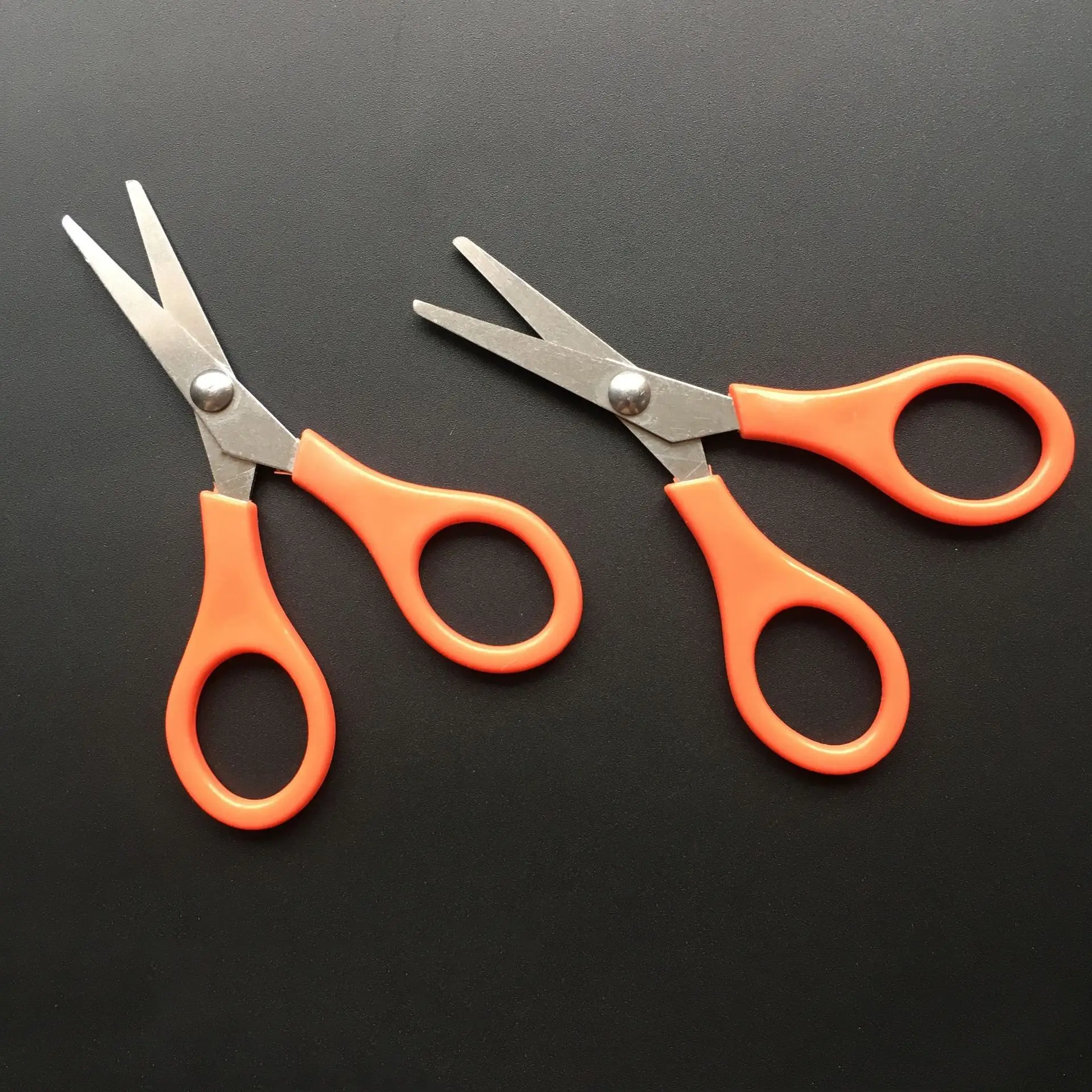 Cheap Prices Wholesales First Aid Utility Safety Small Shears Medical Stainless Steel Blunt   Tip Gauze Bandage Scissors