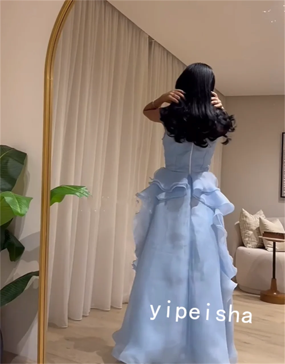 Customized Crepe Tiered Wedding Party A-line Strapless Bespoke Occasion  Floor Length Saudi Arabia Prom Dresses