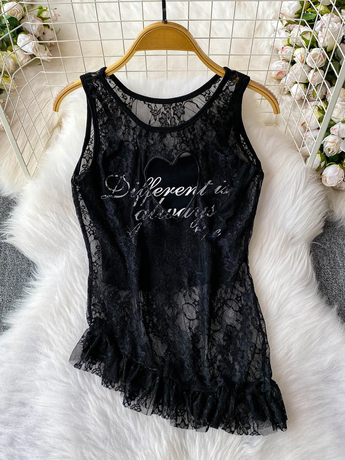 

Sexy Lace Heart Design Tank Top + ort Base Layer Letter Strap Set Irregular Hem Skirt Two-Piece Set round Ne Summer Faion