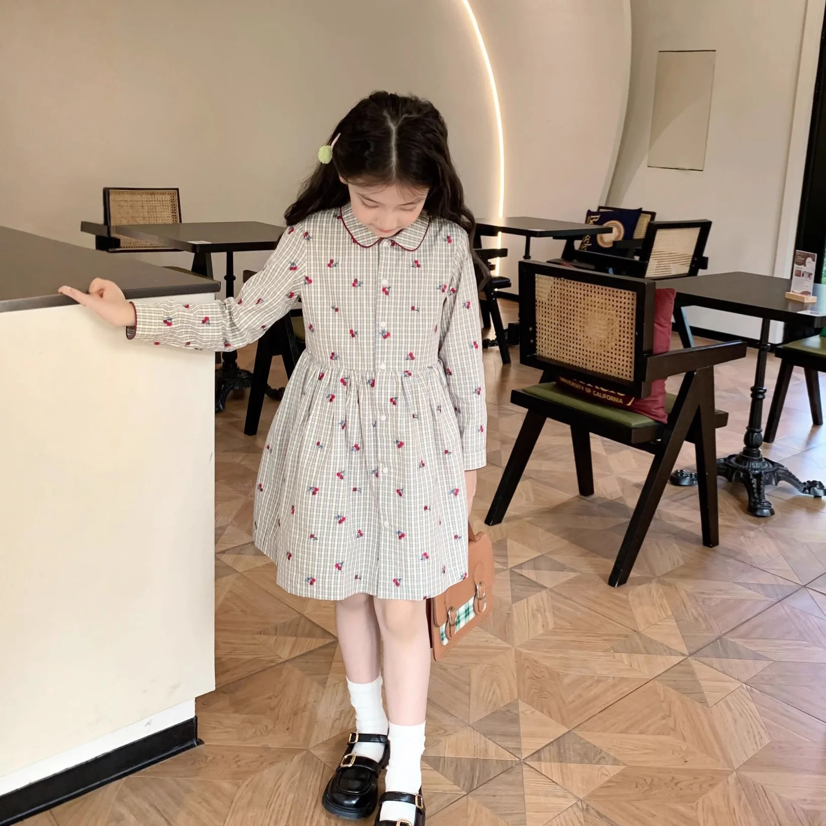 

IN STOCK 25 Autumn/Winter Girls' French Plaid Doll Neck Cherry Embroidered Dress Cherry Embroidered Dress