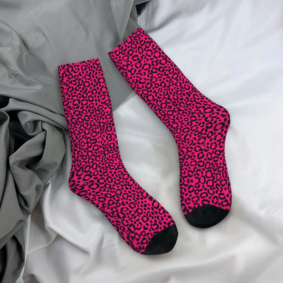 Meias antiderrapantes com estampa de leopardo, meias Kawaii para adultos, meias ao ar livre rosa e preta, alta qualidade, outono