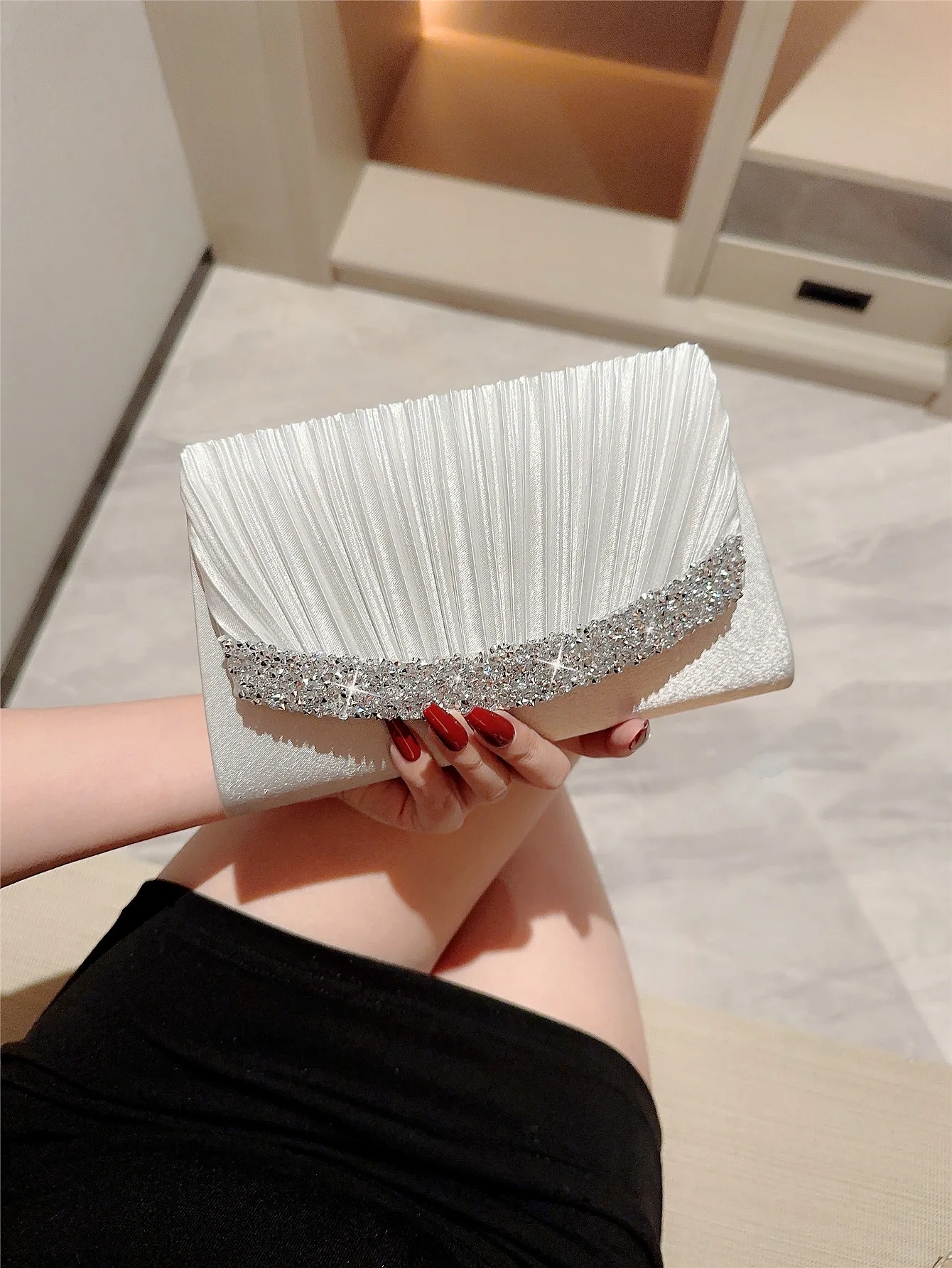 A Shiny Rhinestone Velvet Evening Dress Bag Hand Evening Bag Romantic white Wedding Bag Banquet Bag Bridal Bag Chain Bag Formal Party Bag Prom Bag