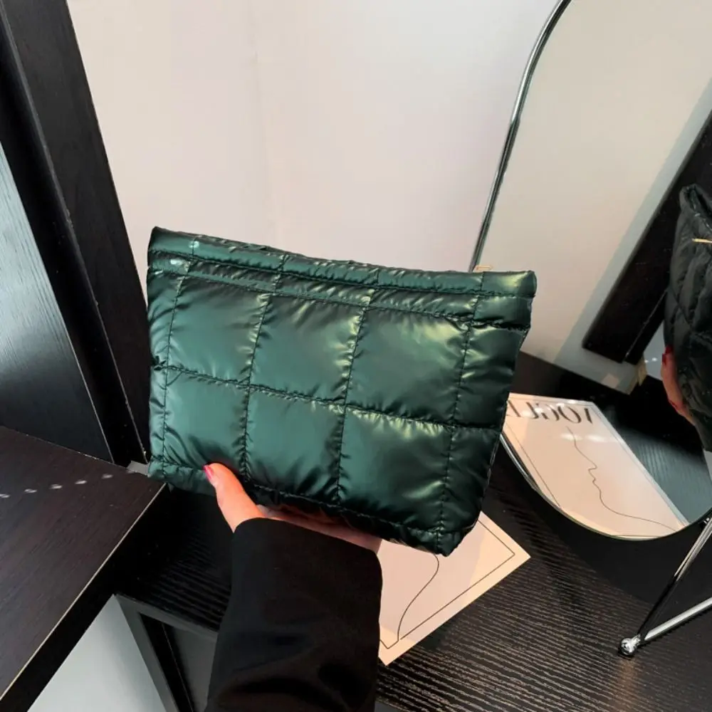 

Cotton Filled Puffer Pouch Large Capacity PU Leather Puffer Padded Makeup Bag Storage Purse Korean Style Thick Plaid Clutch Bag