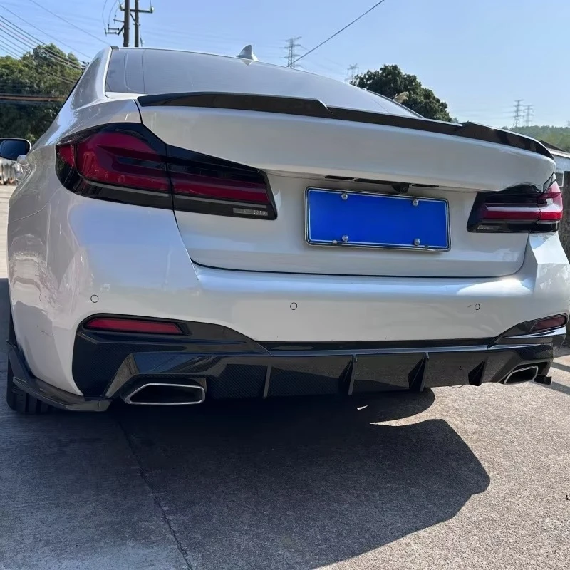 

Car Turbulence Kit for BMW 5 Series Upgraded AD Style Dry Carbon Fiber Rear Lip Body Kit and Rear Diffuser Small Surround