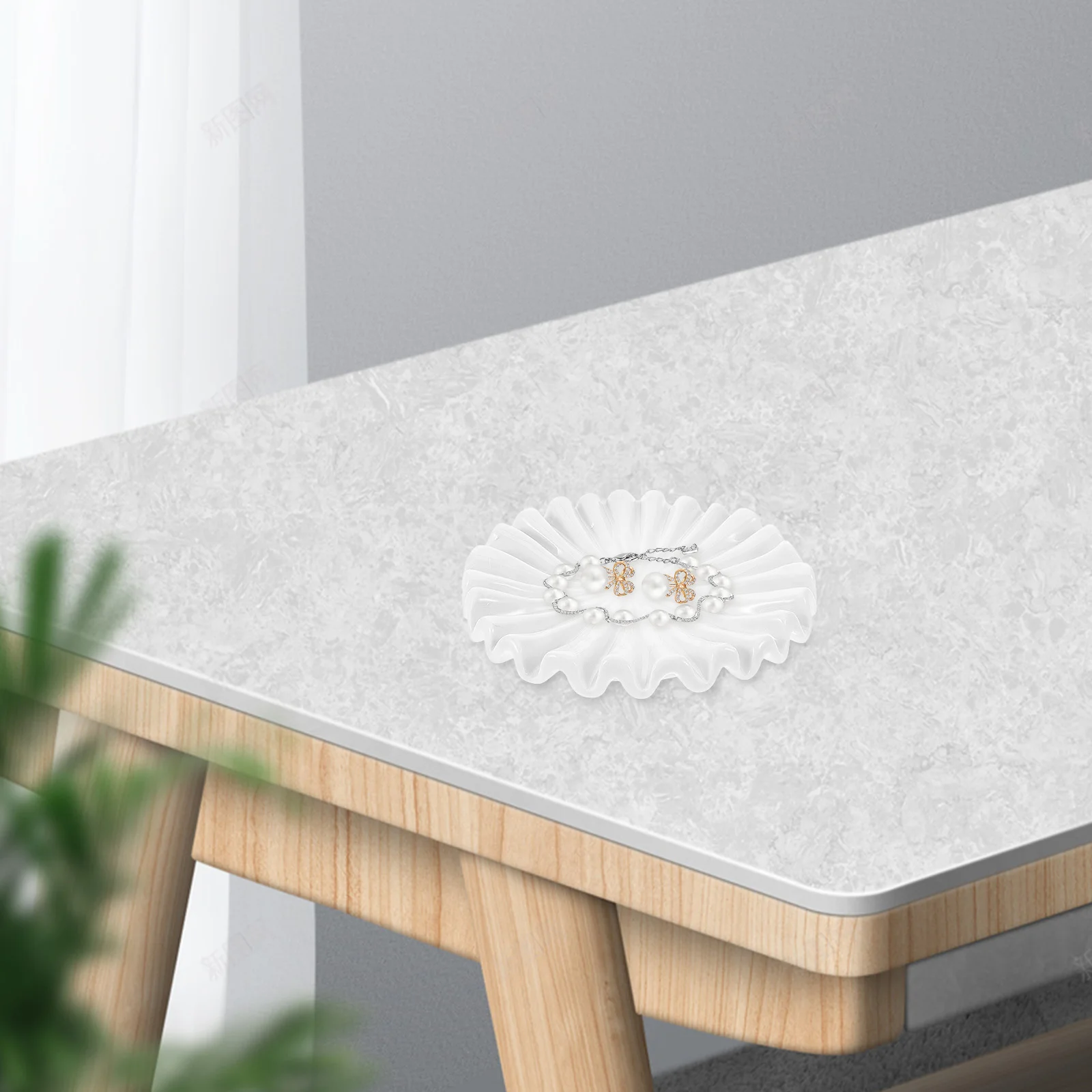 

Ceramic Jewelry Dish Tray for Rings Keys Necklaces Elegant Multifunctional Design Home Decor Organizer Earring Dish