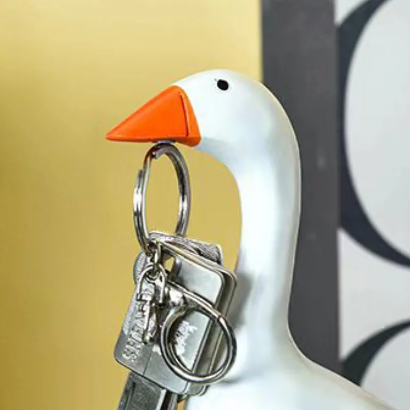Creative Design New Cute Goose Key Storage Rack Office desk Magnetic Goose duck Key Holder Simulation Goose Statue Home Decor