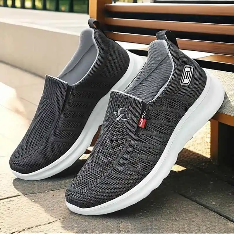 Comfortable Breathable Men's Slip-On Sports Shoes Soft Bottom Casual Work Shoes Walking Shoes Fashionable Single Shoes
