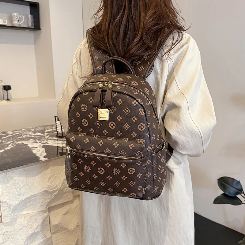 

Новинка 2026: Вместительный рюкзак класса люкс с текстурной отделкой, универсальный городской рюкзак для женщин, для работы, поездок и учебы