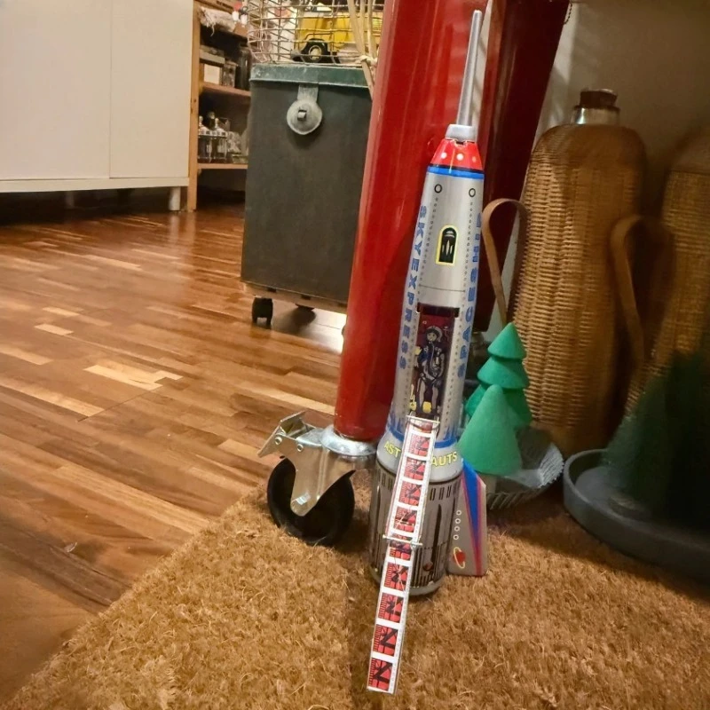 Wind Up Toy Crafts Airplanes Photography Props Moon Rockets Spring Toys Nostalgic Collectibles Decorative Accessories Gifts