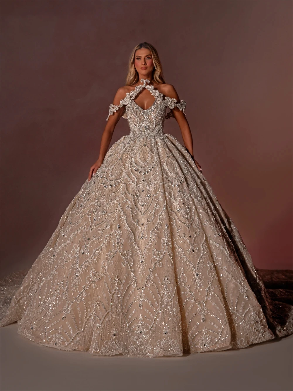 

Fancy Vintage Heavy Beaded Crystal Wedding Dresses Princess Off Shoulder Bridal Ball Gowns Custom Made Vestidos De Novia