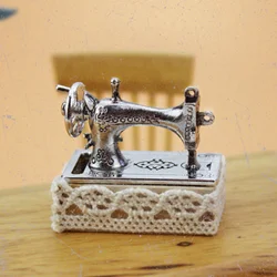 1pc Accessories Miniature Model Toy Simulation Mini Sewing Decoration(Silver)