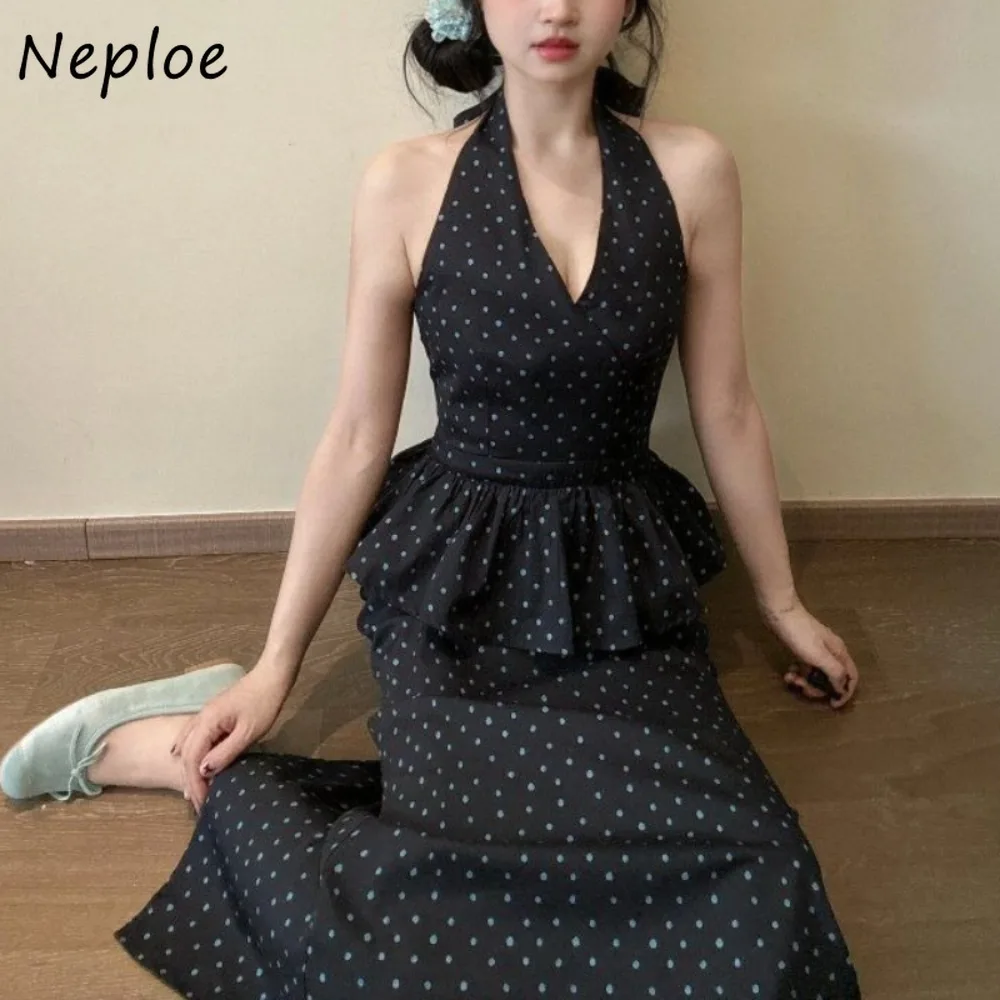 

Neploe French Pure Desire V Neck Halter Set Vest Ruffles Slim Waist Spice Girls Straight Mid-length Skirt Celebrity Elegant Suit