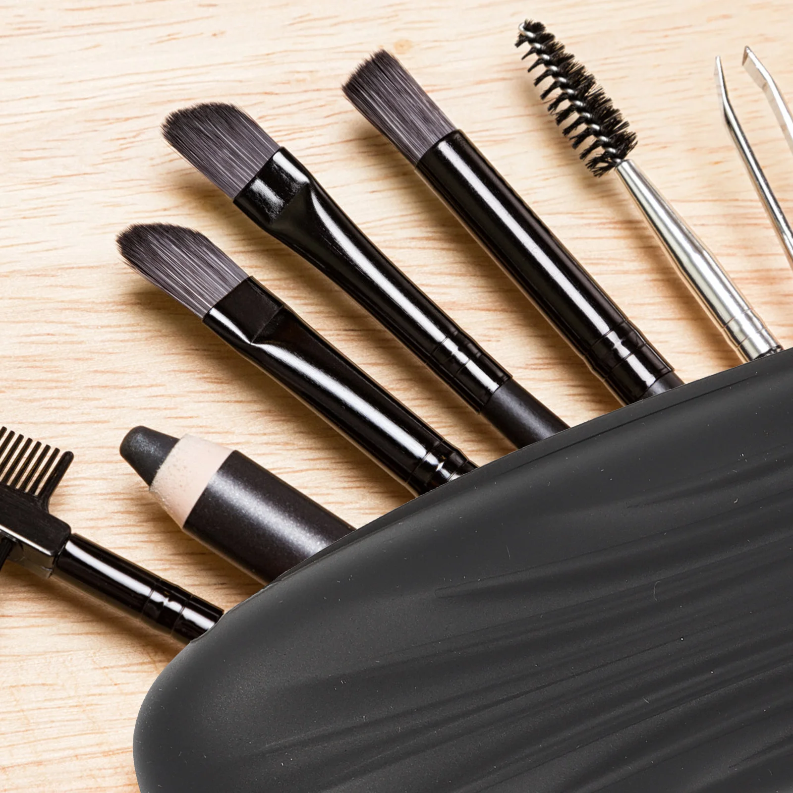 Porta pennelli per trucco Custodia per pennelli per trucco in silicone Organizzatore portatile Portautensili per bellezza da viaggio Design compatto