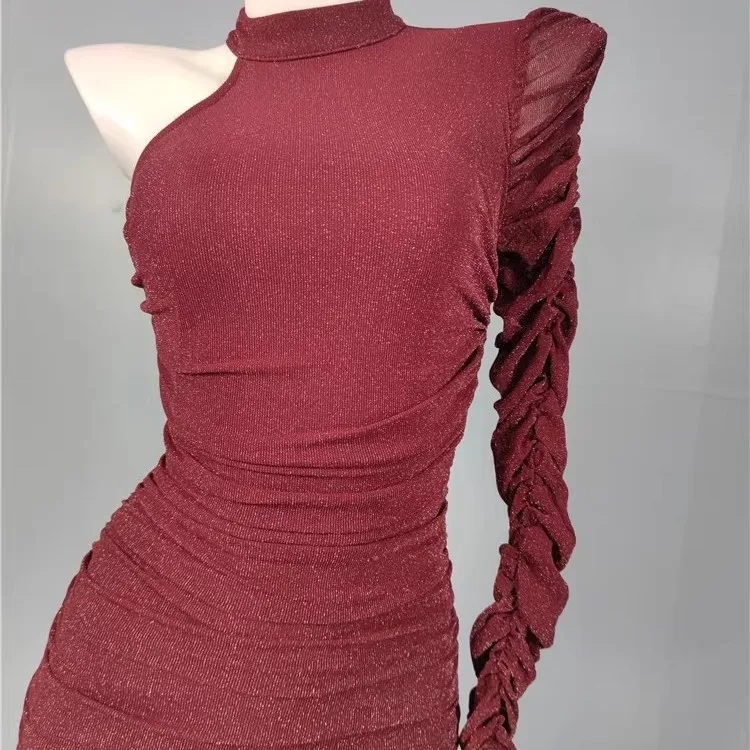 섹시한 순수한 매력의 랩 바디 원숄더 밝은 실 라인 주름 짧은 치마 드레스 크로스보더 트렌디 메쉬 원단 슬림 핏