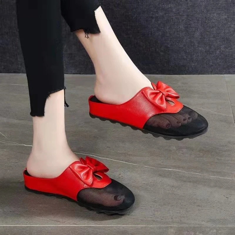 

Женские кожаные сетчатые тапочки, летняя верхняя одежда, нескользящая хлопковая подошва с плоским бантом и мягкой подошвой Baotou Half Drag