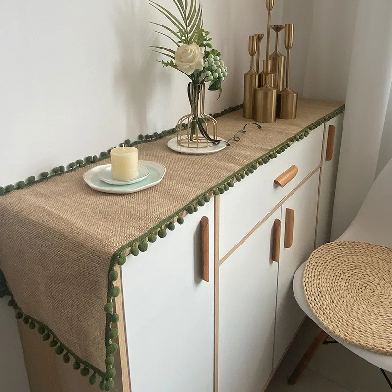 

Christmas hairball woven table runner European light luxury table decorationmat retro coffee table TV cabinet soft cushio