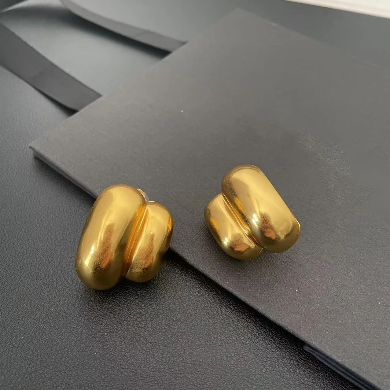 

Vintage Geometric Brass Gold Plated Ear Clip Woman Top Quality Luxury Jewelry Trend