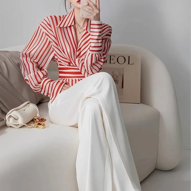 

Women Clothing Temperament Striped Short Shirt Tops Polo Neck Slim Pleated Fashion Blouse Elegant High Street Spring Autumn New
