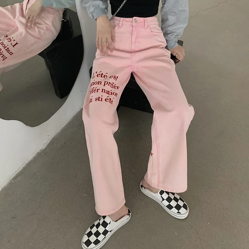 Kobiety na co dzień wysoki stan Plus rozmiar dżinsy z szeroką nogawką 2024 napis nadruk różowy spodnie dżinsowe Streetwear w stylu Boyfriend jeansy