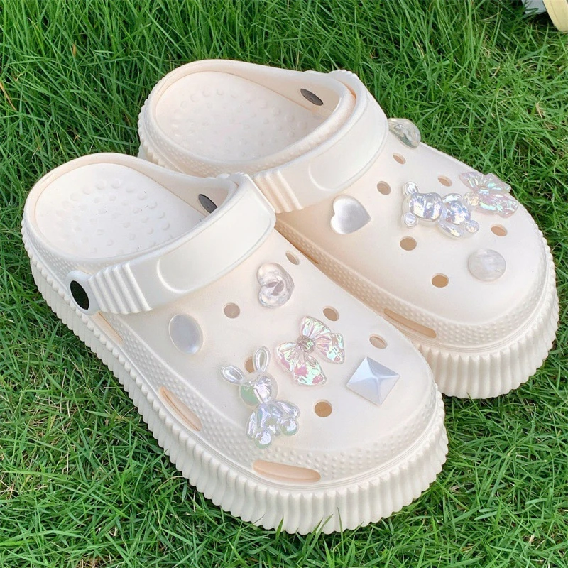 2024 New Hole Shoe Charms for DIY Cute 3D Bears Detachable Decoration Buckle for Shoe Charm Accessories Kids Party Girls Gift