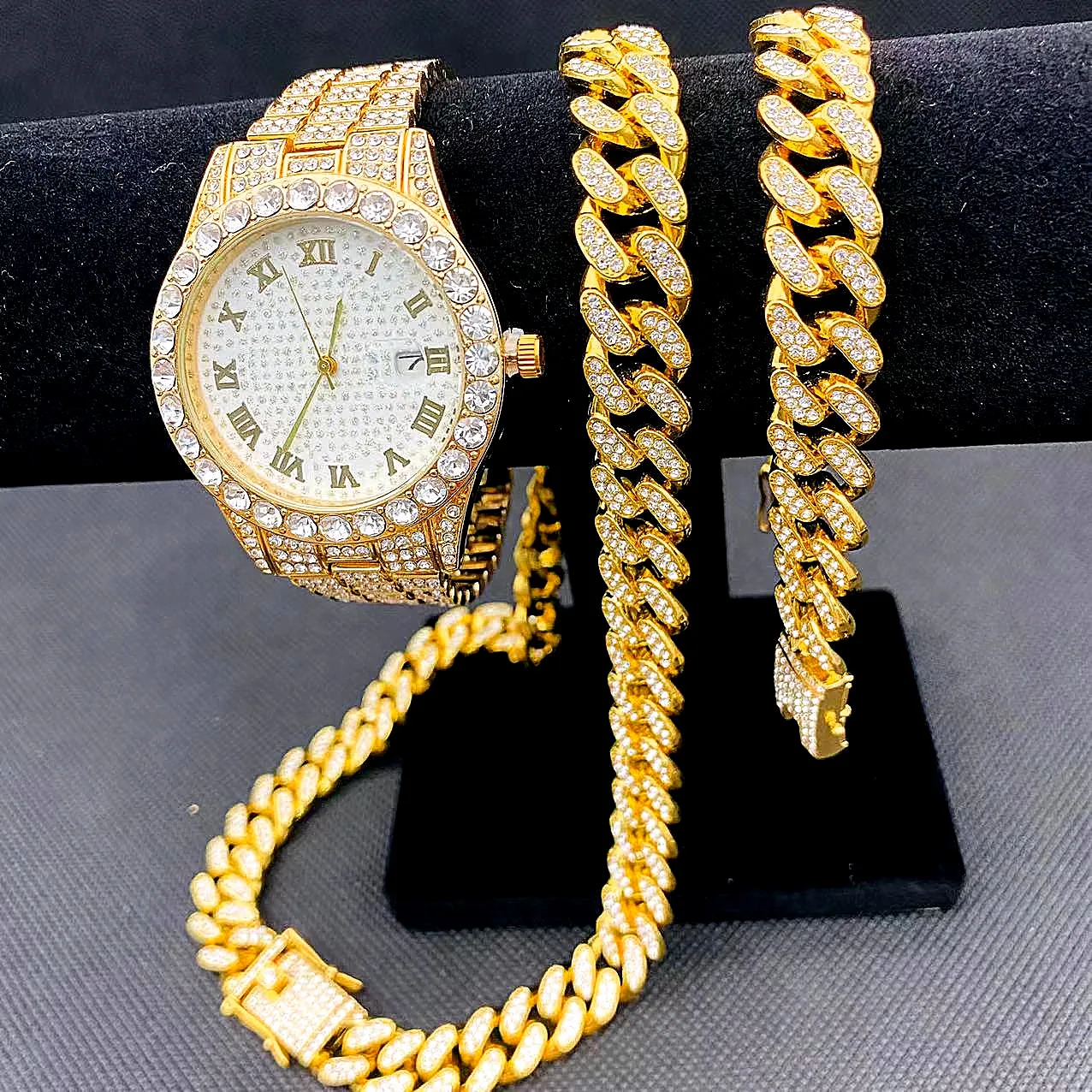 

3PCS Jewelry for Mens Women Iced Out Watch Necklace Bracelet Bling Bling Miama Cuban Chain Choker Jewelry for Man Gold Watch Set