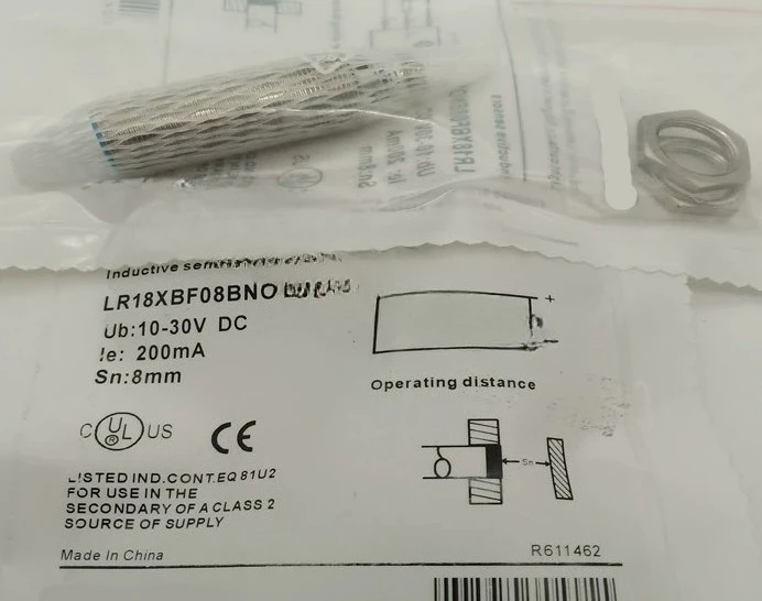 Proximity switch sensor LR18XBF08DLOY inductive LR18XBF08DNOY DPOY-E2 new