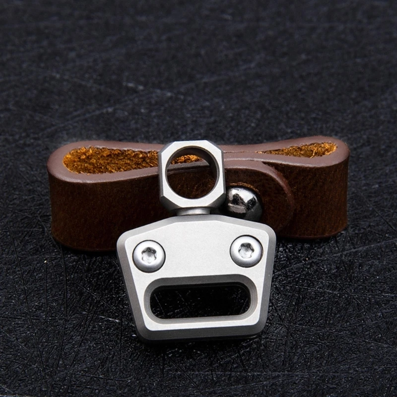 11UE Portable Alloy Rings Keychain Leather Car Keychain Clip Waist Belt Buckle Carabiner Keys Holder for Men Women