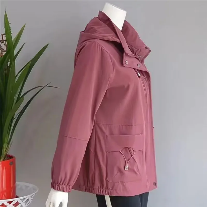 

2026 Douyin Same Mother Loose Large Size Middle-aged and Elderly Live Hat Short Solid Color Fashionable Versatile Women's Jacket