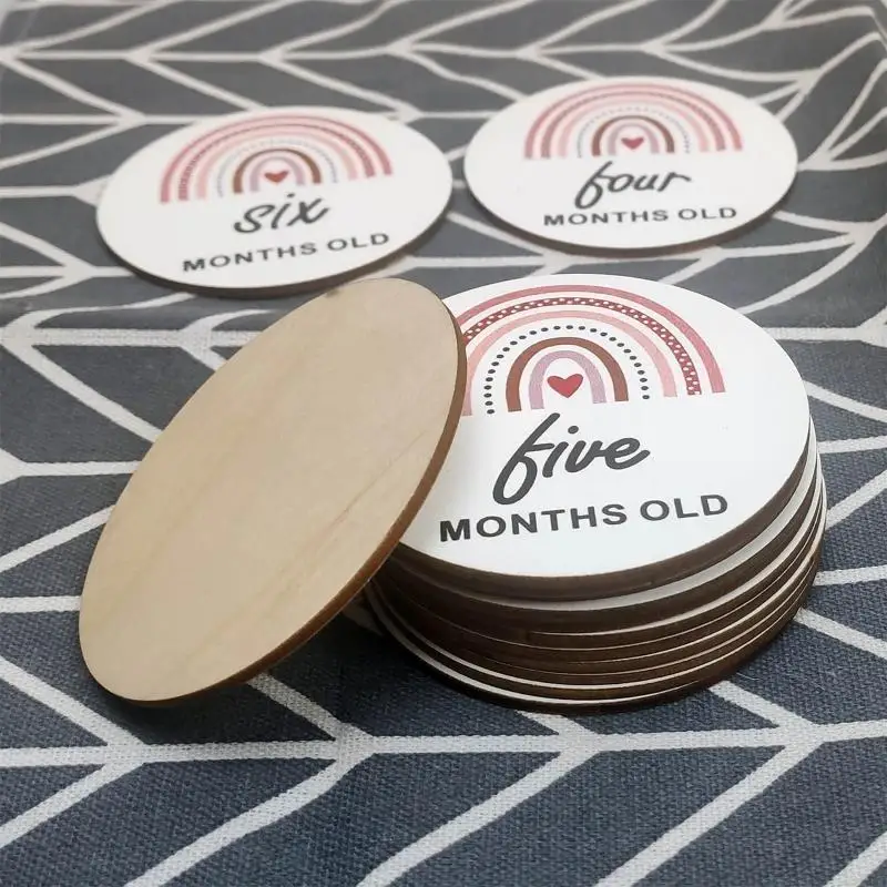 

K92D 14 Pcs/Set Rainbow Milestone Baby Wooden Cards Newborn Birthday Number Monthly Recording Birth Anniversary Cards Gifts