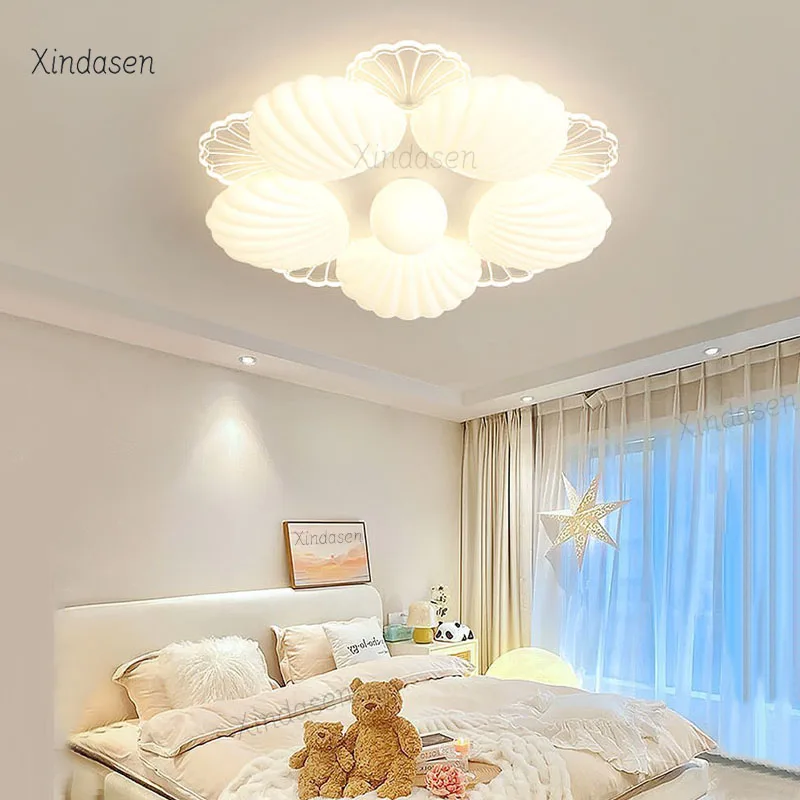 

Романтические белые светодиодные потолочные светильники в форме цветов для спальни, ресторана, гостиной, с пультом дистанционного управления, люстра для детской комнаты девочек